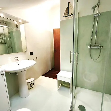 Pinarella Trilocale Holidays *