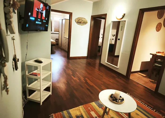 Pinarella Trilocale Holidays 체르비아